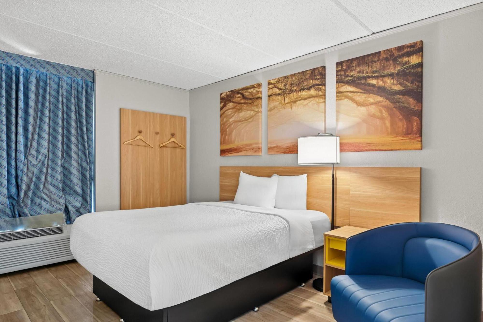 Days Inn By Wyndham Statesboro Dış mekan fotoğraf