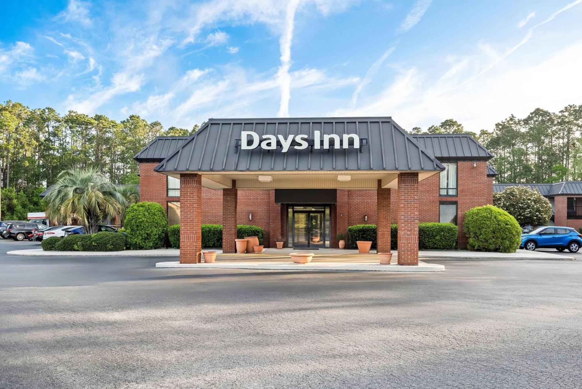 Days Inn By Wyndham Statesboro Dış mekan fotoğraf